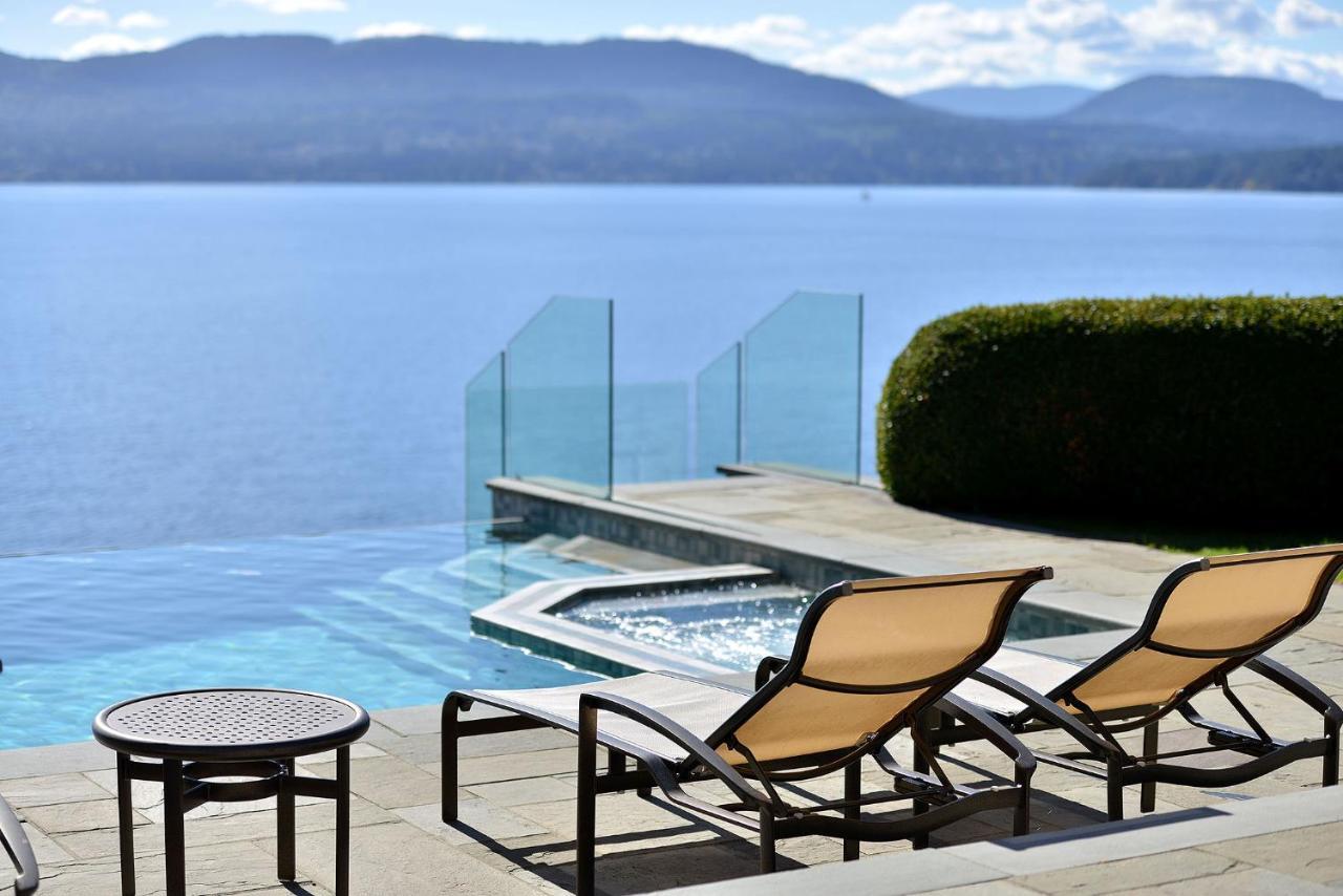 Oceanside Lodge Saanich Inlet North Saanich 外观 照片